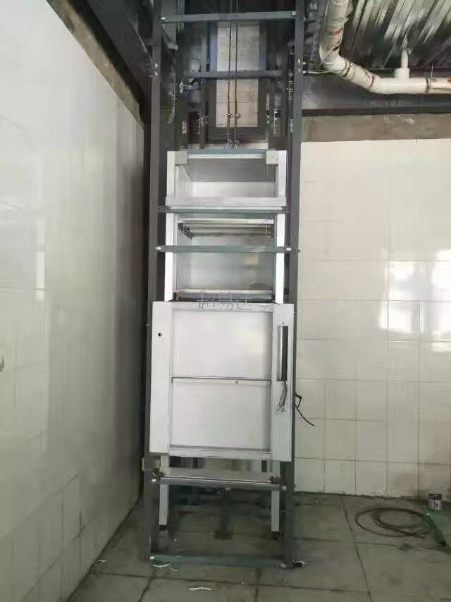 傳菜機(jī)